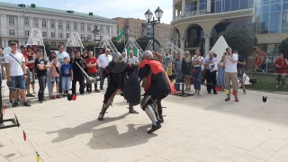 На Театральной площади проходил II-й открытый турнир Черноземья по историческому фехтованию &laquo;Клинок Черноземья 2020&raquo;