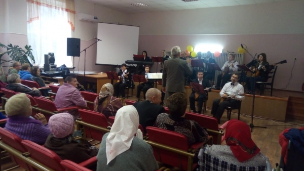 В декаду пожилого человека
