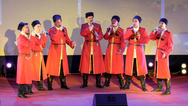 &laquo;Разгуляй&raquo; &laquo;Многоцветие России&raquo;