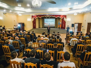 С Днём работников дорожного хозяйства!