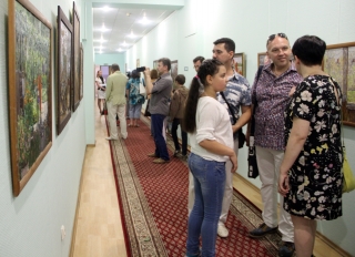 Открытие выставки художественных работ из фондов Курской галереи &laquo;АЯ&raquo;