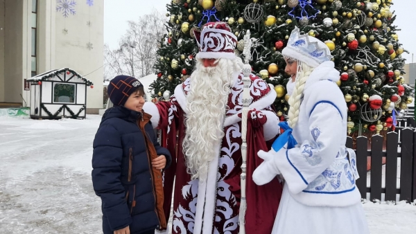 20 декабря вновь стартовал городской проект &laquo;Уличный Дед Мороз&raquo;